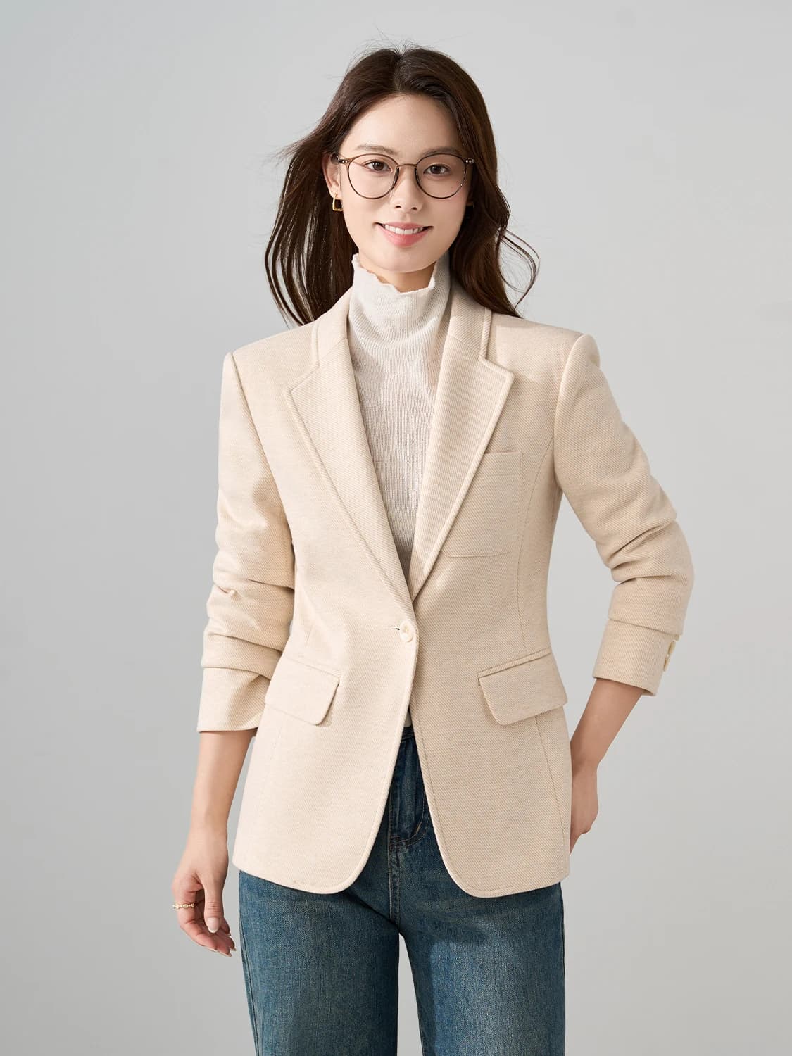 Stylish Slim Fit Single Button Commute Ready Women's Suit Jacket Fashionable Professional Outerwear for Early Autumn