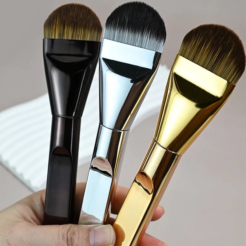 1pc Tongue-Shaped Seamless Foundation Brush Non-marking Concealer Mixed With Foundation Cream Flat Makeup Brush Beauty Tool