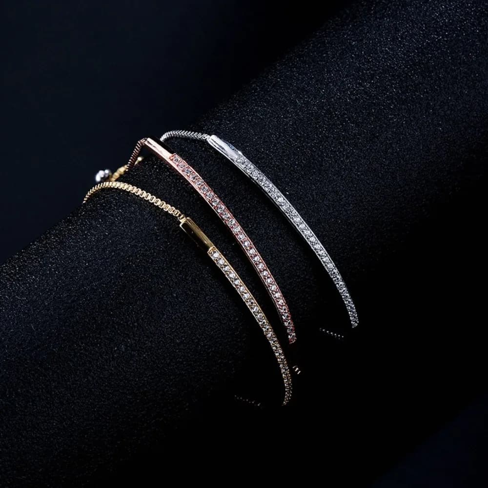 Bracciale Creativo Regolabile in Cristallo, Delicato Bracciale in Acciaio Inossidabile con Strass, Gioiello Semplice da Donna