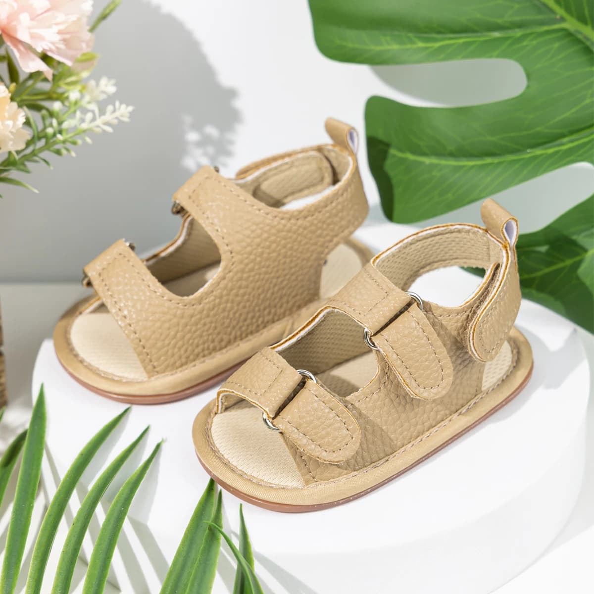 Sandali antiscivolo morbidi in gomma estiva Scarpe da bambina per neonato Abito con fiocco 0-18 mesi PU Flats Pantofola da spiaggia Scarpe da culla per primo camminatore