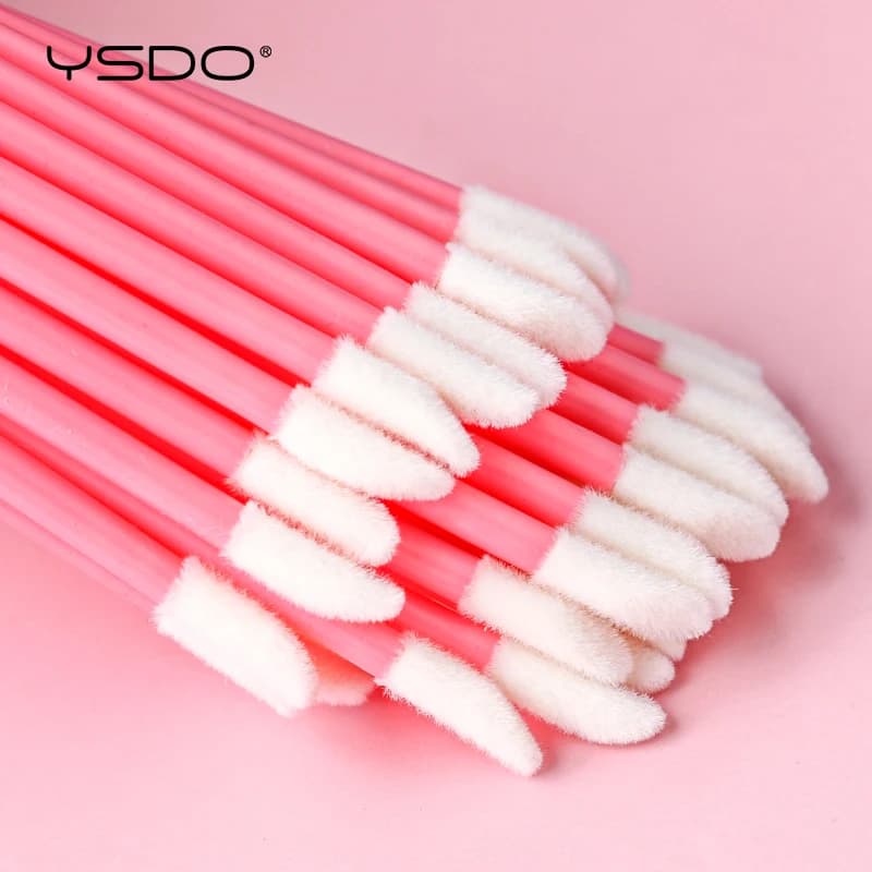 50 Pezzi Pennelli per labbra usa e getta Pennello per labbra cosmetico Rossetto Bacchette lucide per labbra Detergente Applicatore Pennello per trucco Strumenti