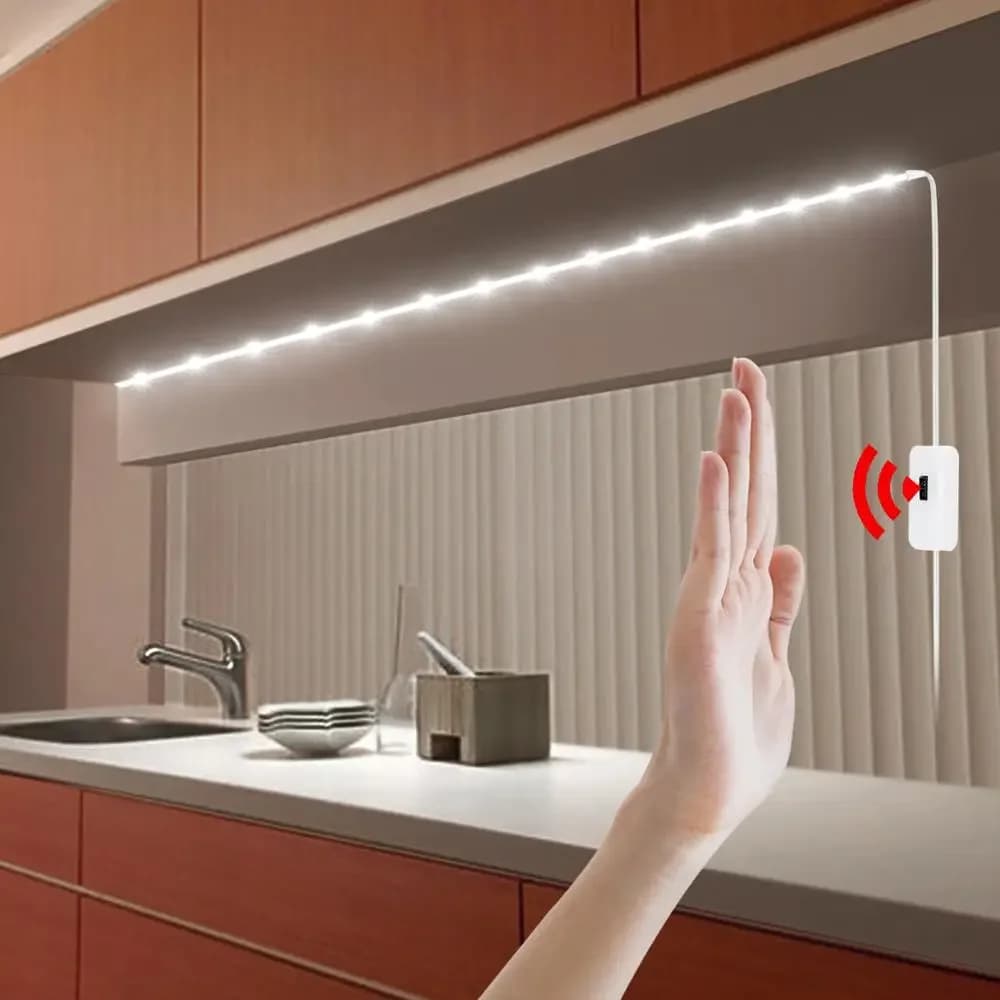 Striscia LED USB 5V con Sensore di Movimento 1M/2M/3M/5M, Luce Notturna con Sensore di Movimento a Mano per TV, Cucina, Sottopensili