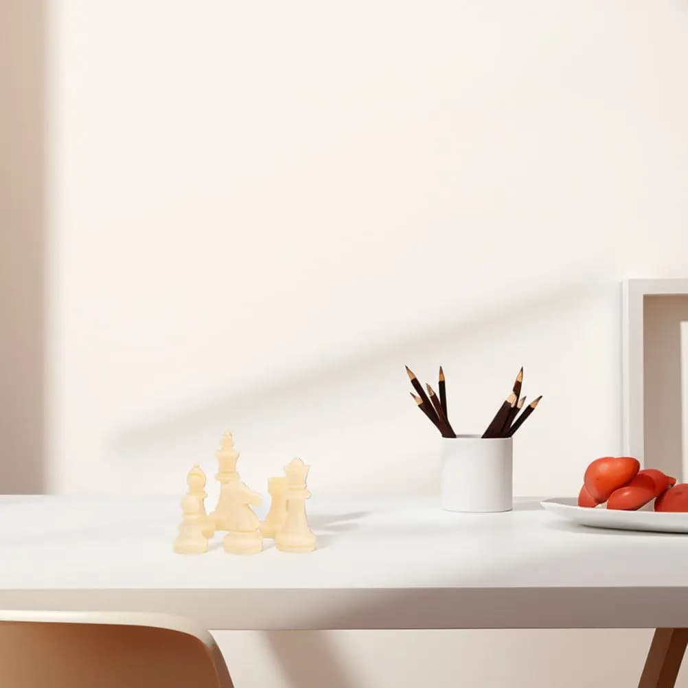 Set di Pezzi degli Scacchi Internazionali in Plastica, Design Unico, Non Pesati, Pezzi di Ricambio per Uso Domestico, Scolastico e Club