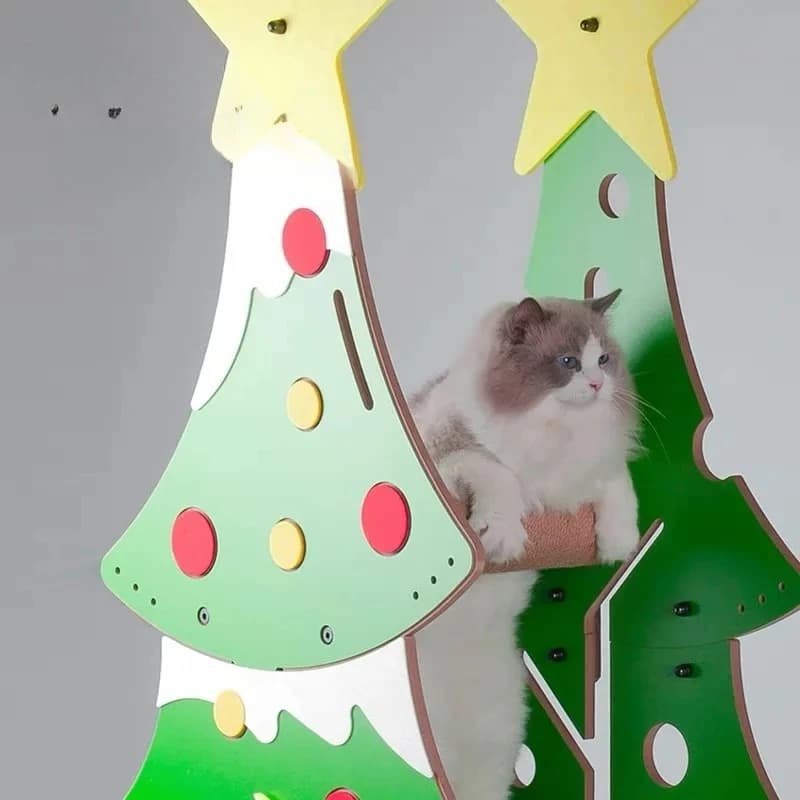 Struttura da arrampicata per albero di Natale per gatti, tavola da grattare resistente ai graffi e all'usura e giocattolo tutto in uno