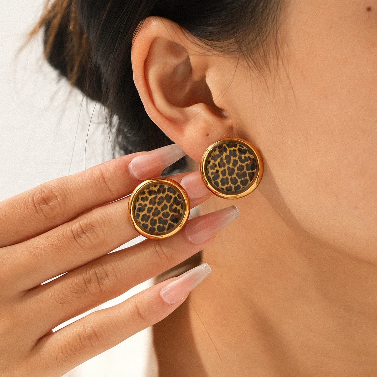 18K Gold Plated Leopard Print Jewelry Set Women 316L Stainless Steel Earrings Ring Set Bohemian Retro Hypoallergenic Daily Gift