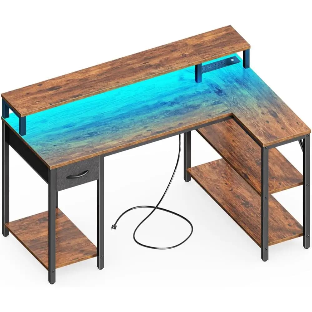 Scrivania a L reversibile da 47 pollici con luci LED e prese di corrente, scrivania per computer con ripiani e supporto per monitor, scrivania da gaming