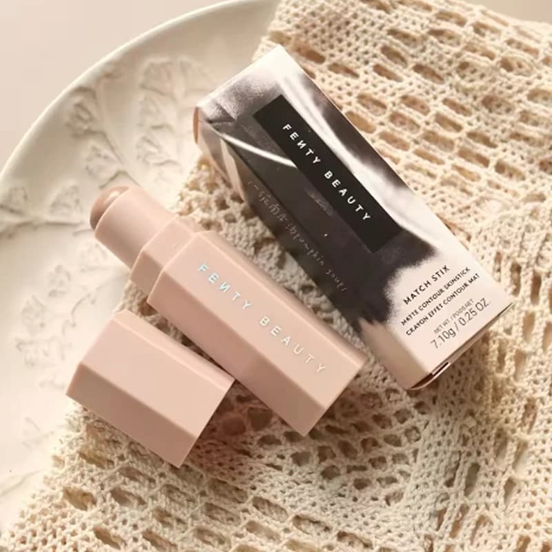 Stick Contorno Lusso Fenty Beauty: Correttore, Illuminante Viso, Ombretto Lunga Durata, Trucco Naturale, Stick Contouring Opaco, Cosmetici Viso