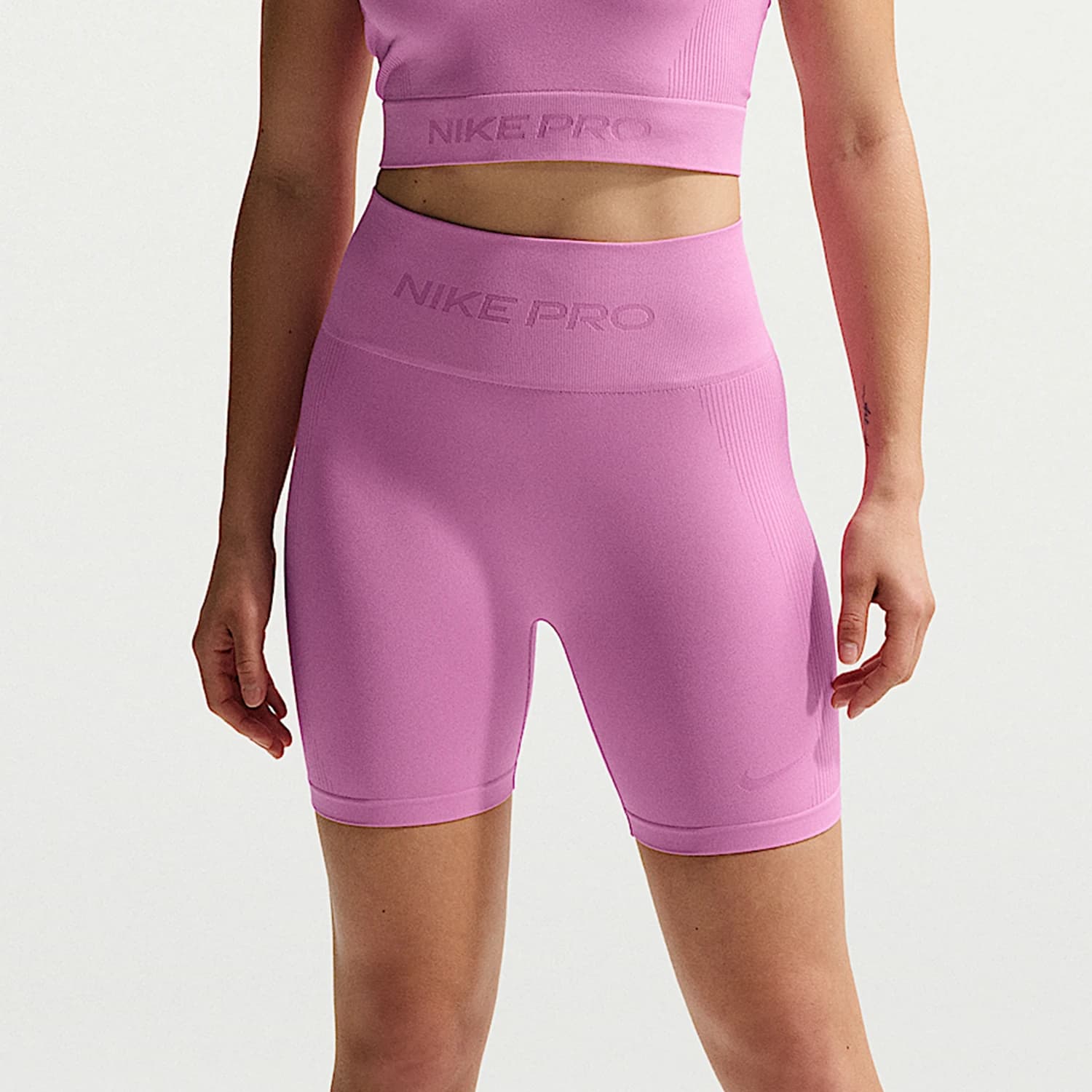 Pantaloncini da ciclismo elasticizzati da donna Nike Authentic New IF1211-503
