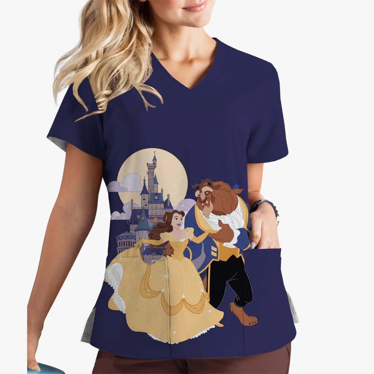 Abbigliamento estivo da donna Top con scollo a V medico Disney La Bella e la Bestia Abiti da lavoro stampati Scrub Abbigliamento da donna T-shirt