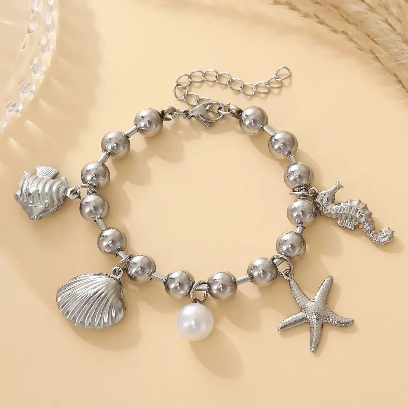 Bracciale con ciondoli per donna Bracciale con ciondolo a forma di conchiglia di stella marina con catena a sfera da 8 mm in acciaio inossidabile Regali di gioielli in stile oceano da spiaggia estiva