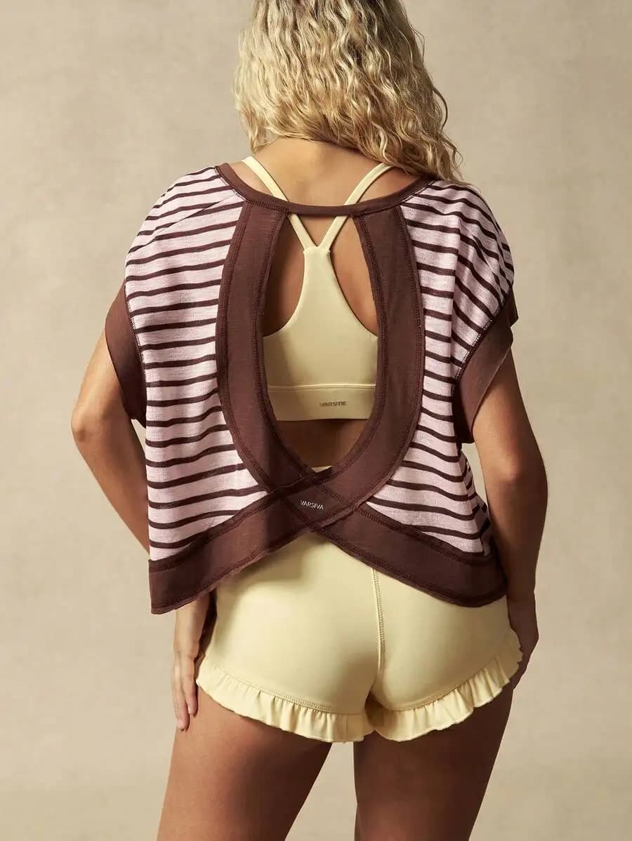 Top sportivo a righe da donna con design a schiena scoperta, abbigliamento sportivo estivo