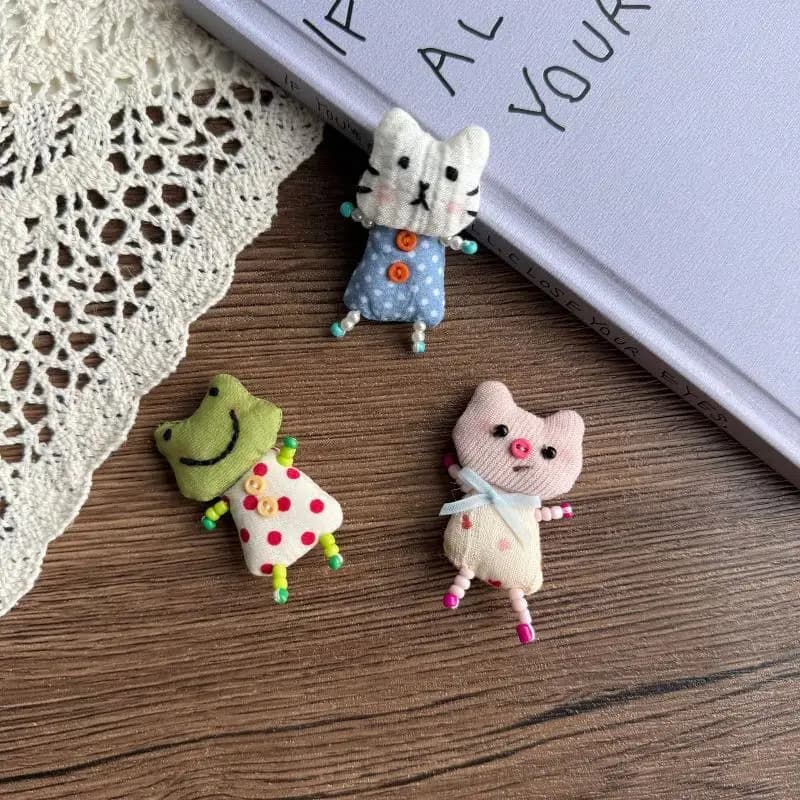 5 pezzi di graziosi ornamenti fai-da-te fatti a mano con perline a forma di maialino, rana e gattino, accessori creativi per abbigliamento, scarpe e calzini per bambini