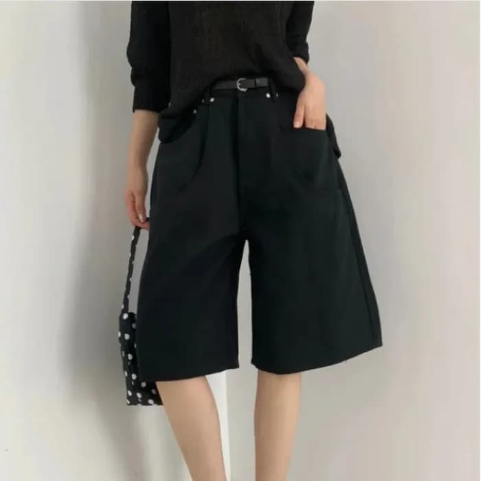 Summer 2026 Fashionable Korean Style Wide Leg Bermuda Shorts Double Pocket Casual Wear All-Match Simple Design Ladies Jeans
