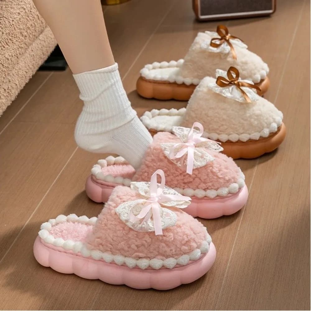 Pantofole invernali in cotone con fiocco dolce Foderate in pile antiscivolo Scarpe soffici calde Pantofole per la casa con suola spessa calda Casa