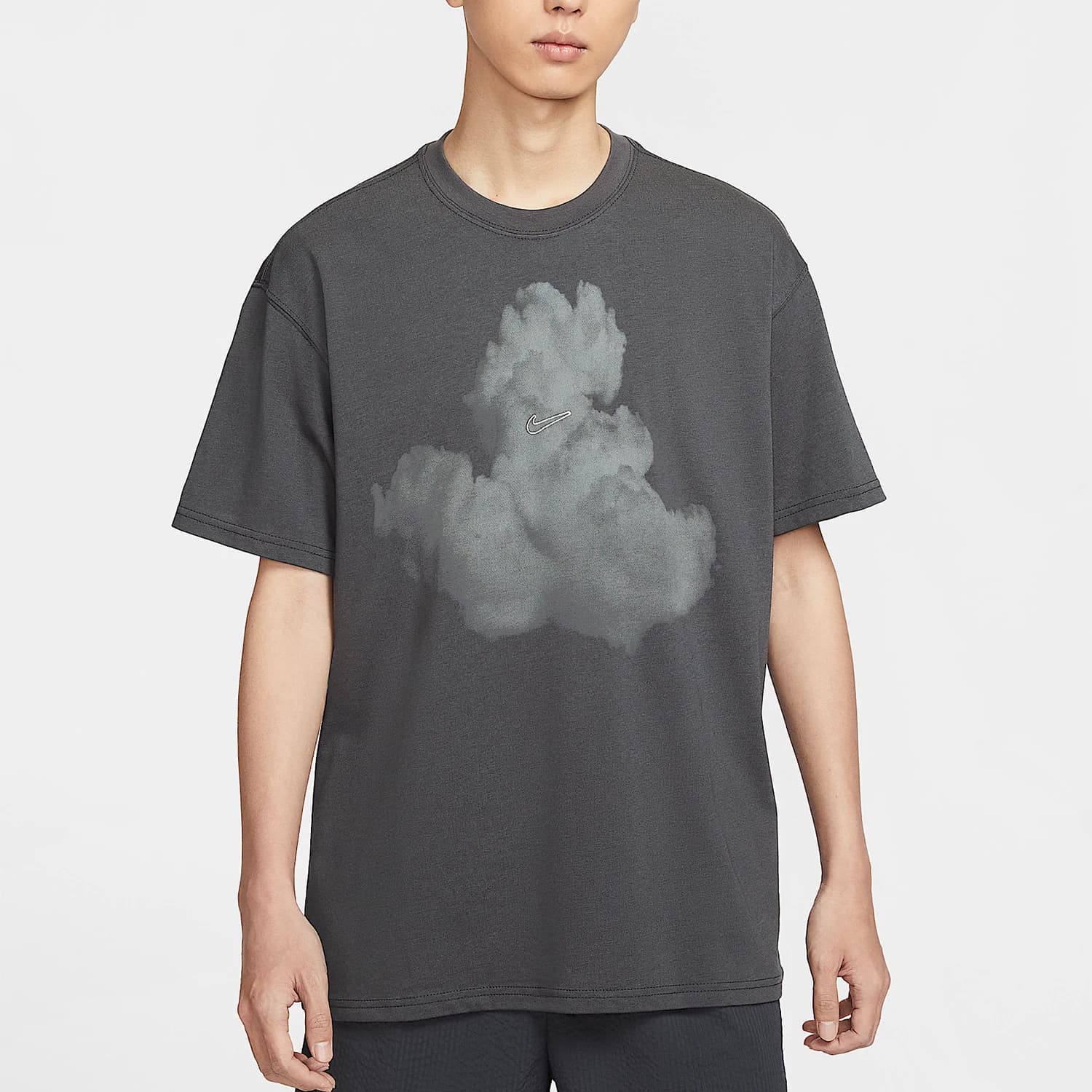 T-shirt pesante ricamata da uomo Nike Sportswear HJ0779-060