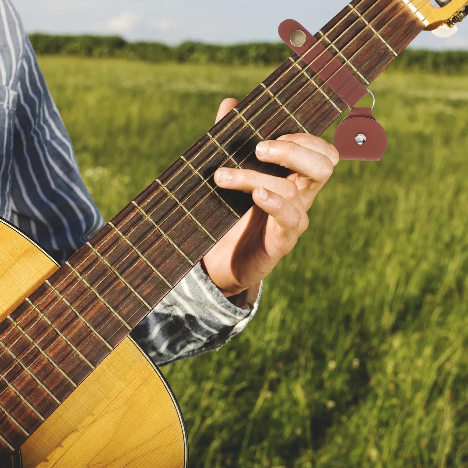 Set di 4 Cinghie Premium per Manico di Chitarra con Contenitore per Plettri, Accessori per Chitarra e Basso