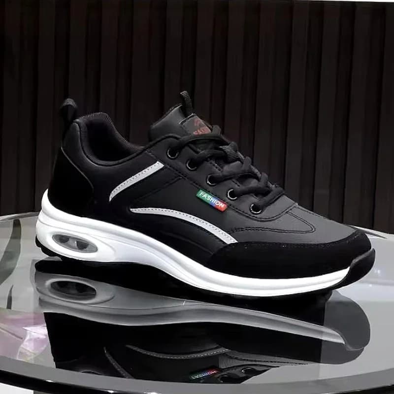 Scarpe da corsa firmate da uomo 2025 Scarpe da ginnastica con suola morbida traspirante di alta moda Sneaker casual estiva da uomo per uomo in ogni occasione