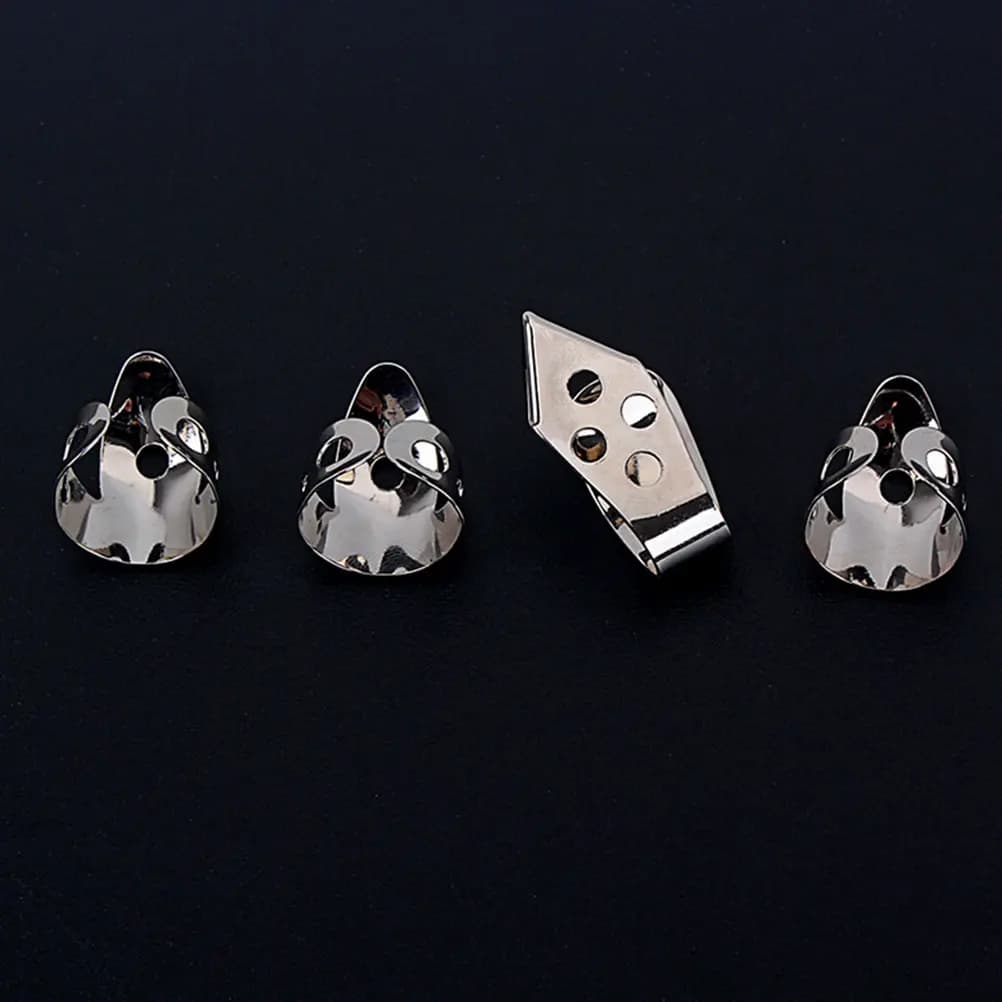 Set di 4 Plettri in Metallo per Dita, Robusti e Multifunzionali, per Chitarra, Banjo e Strumenti Acustici