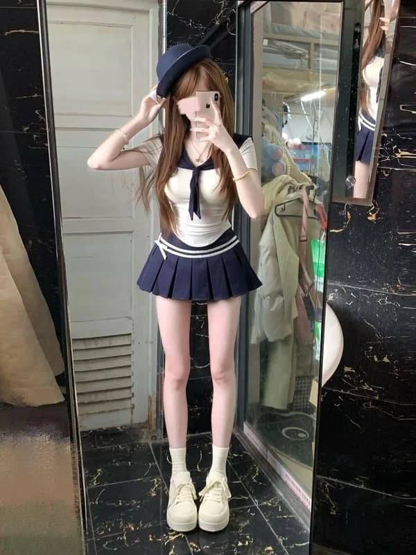 Set di camicetta con colletto blu navy in stile preppy e gonna a pieghe, completo coreano unico in due pezzi per donna, comodo mix di cotone