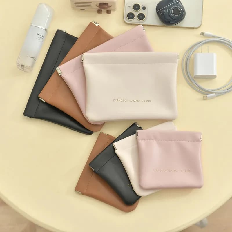 Borsa per trucco in PU Borse portaoggetti Borsa per schegge Chiusura automatica Cavo dati Borsa per cuffie Busta rossa Portamonete impermeabile