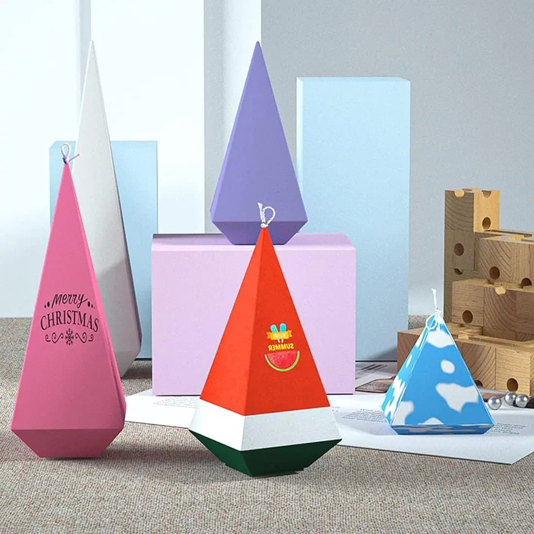 Stampo in silicone a forma di piramide creativa per resina, gesso e creazione di candele, versatile porta anelli e espositore per gioielli, decorazione per la casa