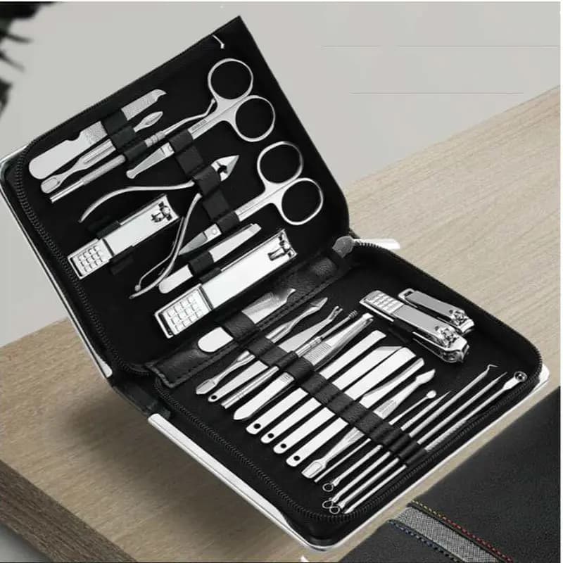 Set Manicure 26 Pezzi, Tronchesino per Unghie in Acciaio Inox, Pinzetta per Cuticole, Strumento per Pedicure, Forbici per Pelle Morta, Kit per Cura e Pulizia