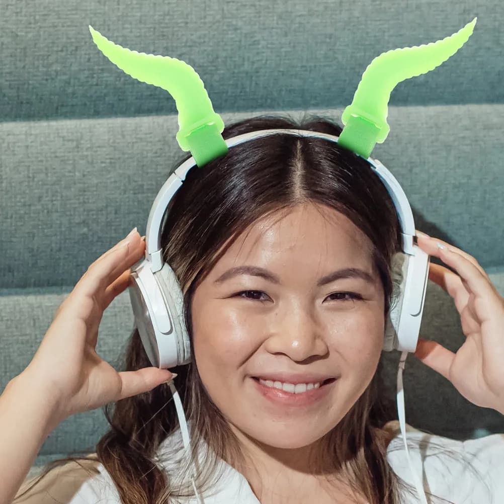 2Pcs Silicone Horn Headphone Accessories for Gaming Headset Decoration Halloween Cosplay Party Fun Headset Horns Cool Gaming