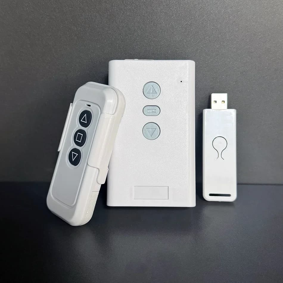 Controllo remoto Controller schermo elettrico Trigger Collegamento con un clic Proiezione Smart Home Tenda Controllo interruttore declino in aumento