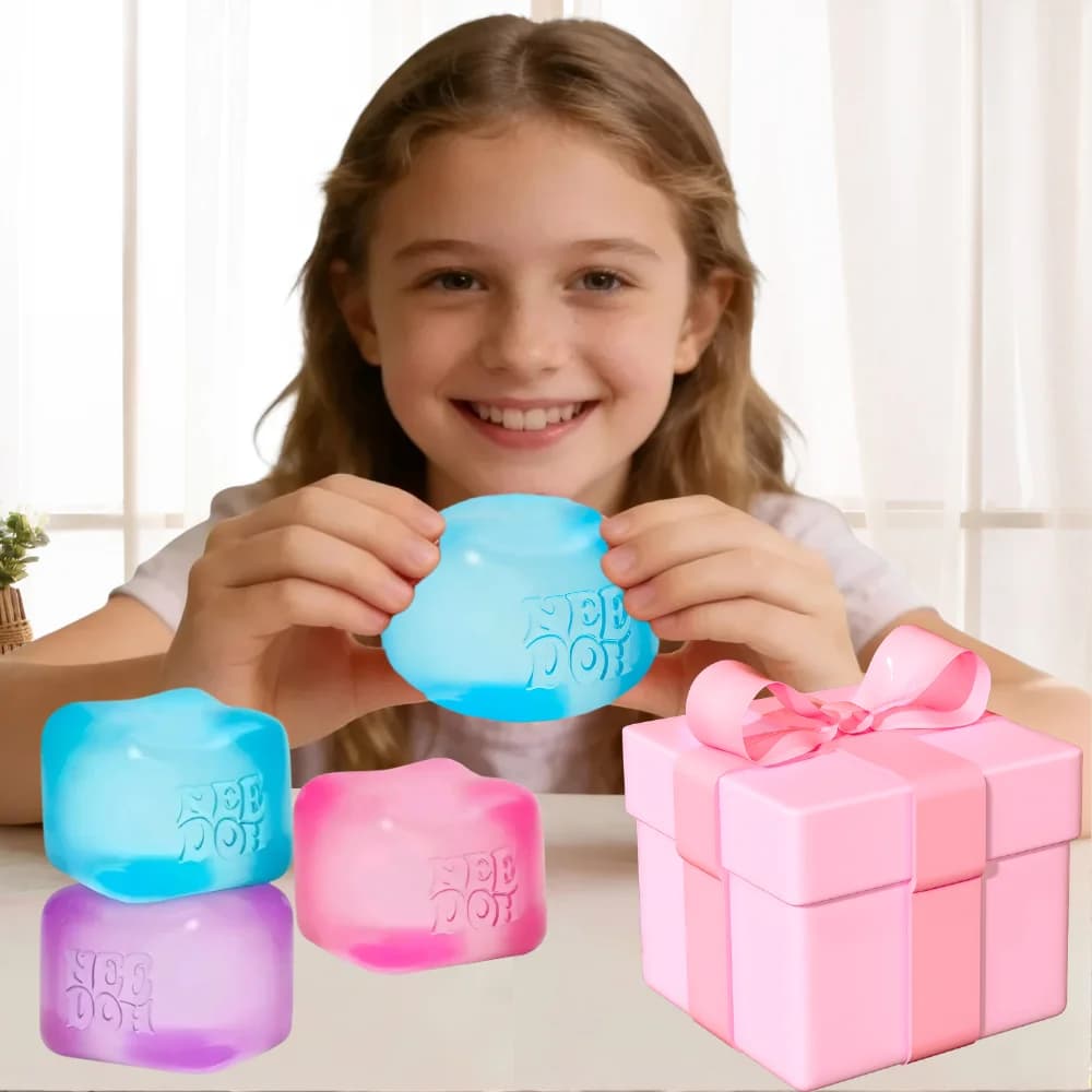 Schylling NeeDoh Nice Cube Giocattolo Sensoriale Antistress, Cubo Morbido per Alleviare lo Stress, Giocattolo da Schiacciare per Bambini, Ideale come Souvenir per Feste e Regalo