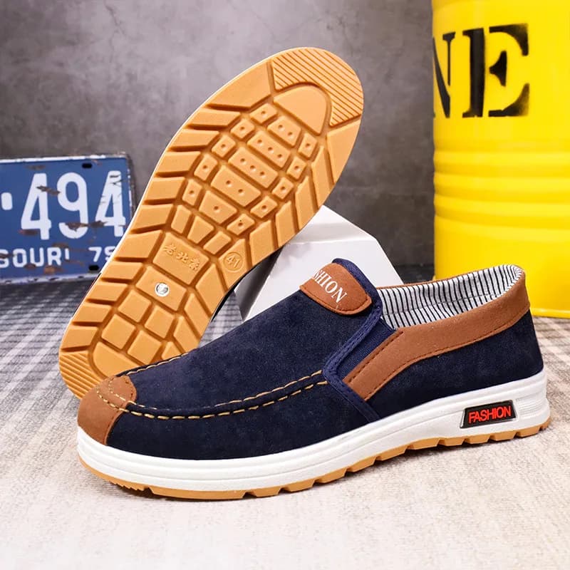 2025 Scarpe casual da uomo Taglie forti 48 Mocassini maschili Sneakers comode casual Slip On Scarpe per il tempo libero Appartamenti vintage leggeri