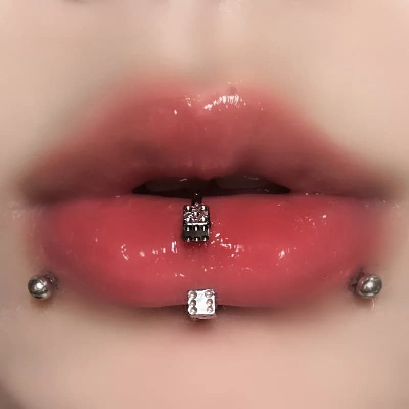 Ring for Lips Ins Lip Nail Horse Ring for nose ring Cool Ear Bone Nail Piercing titanium steel accessories for nose piercing wholesale
