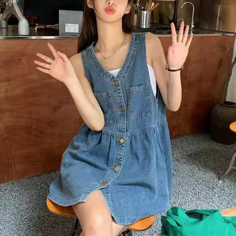 Abito in denim senza maniche da donna, stile Harajuku, ampio, monopetto, scollo a V, con tasche, nuovo modello estivo 2026, abito in jeans da spiaggia con spalline.