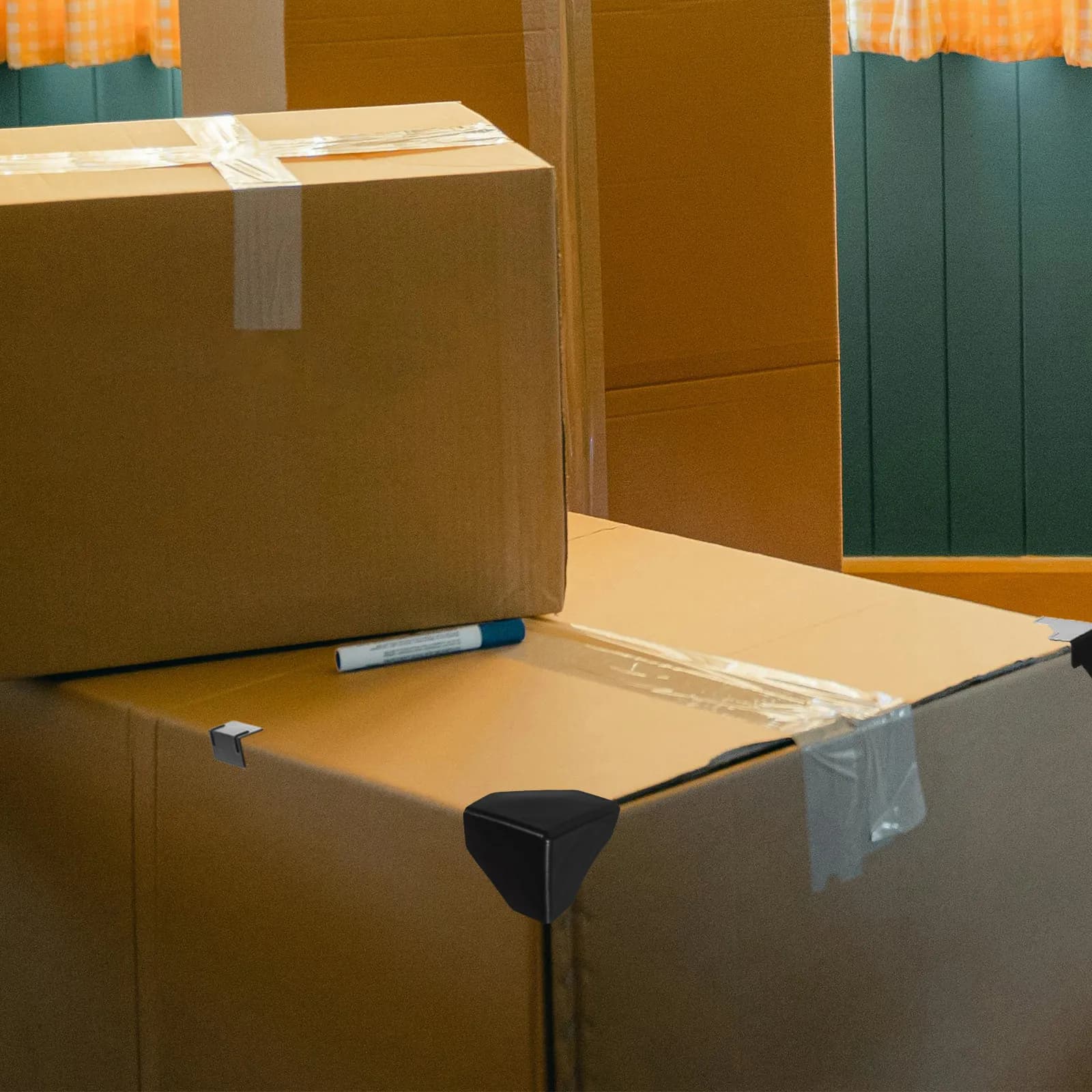 100Pcs Versatile Plastic Corner Protectors for Shipping Storage Moving Boxes Cabinets Furniture Cardboard Edge Guard Protection