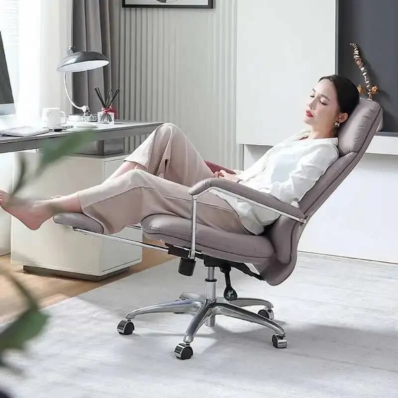Sedie da ufficio Chaise Gaming Gamer Scrivania in pelle Playseat Sedia reclinabile Sedia da lettura con accento girevole Sedie Da Ufficio Furniture