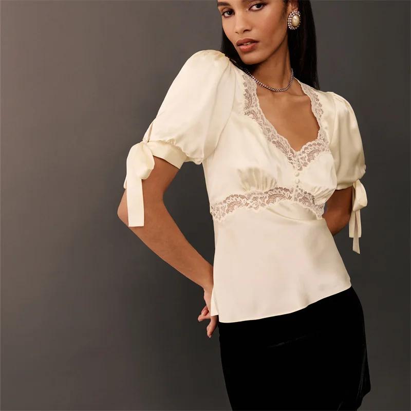 Camicetta estiva da donna in raso con patchwork di pizzo, maniche corte a sbuffo, scollo a V, con lacci a nastro regolabili