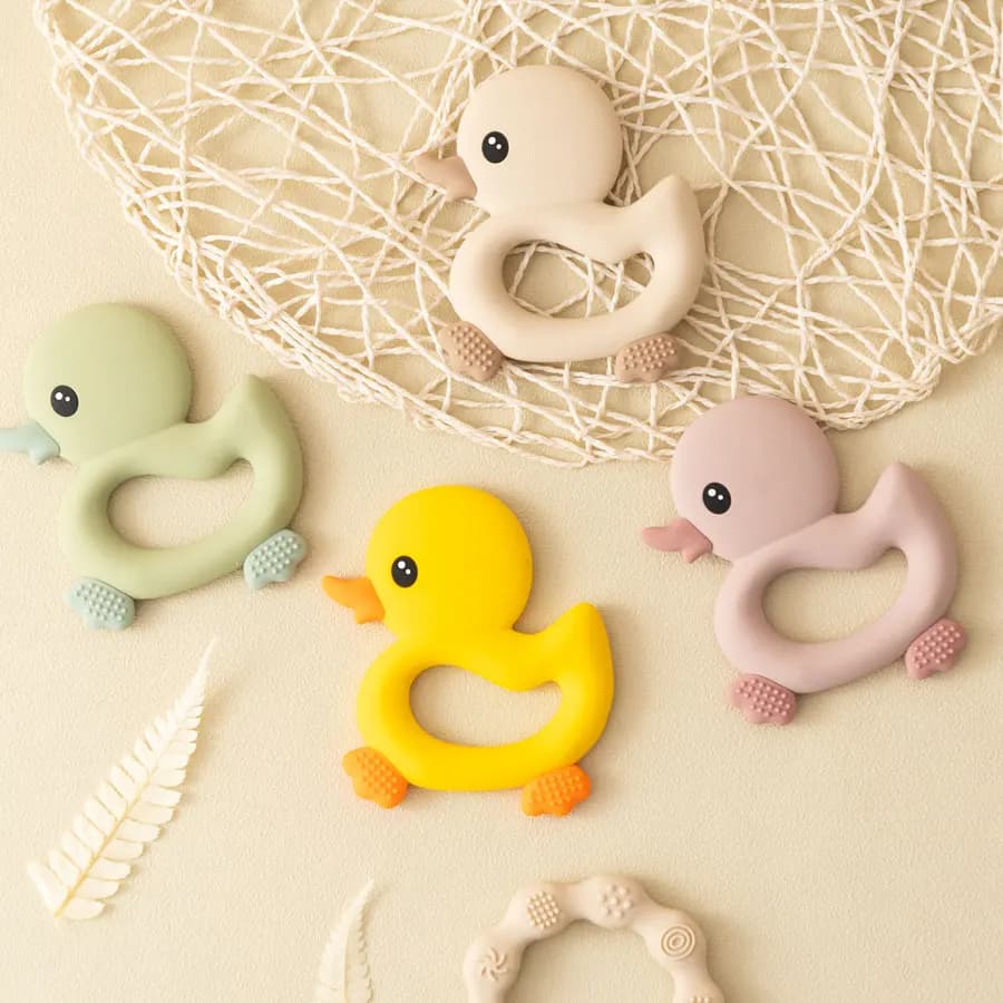 1 pz Baby massaggiagengive giocattoli Cartoon Duck massaggiagengive in Silicone per bambino BPA Free dentizione giocattoli da masticare morbido massaggiagengive accessori per bambini