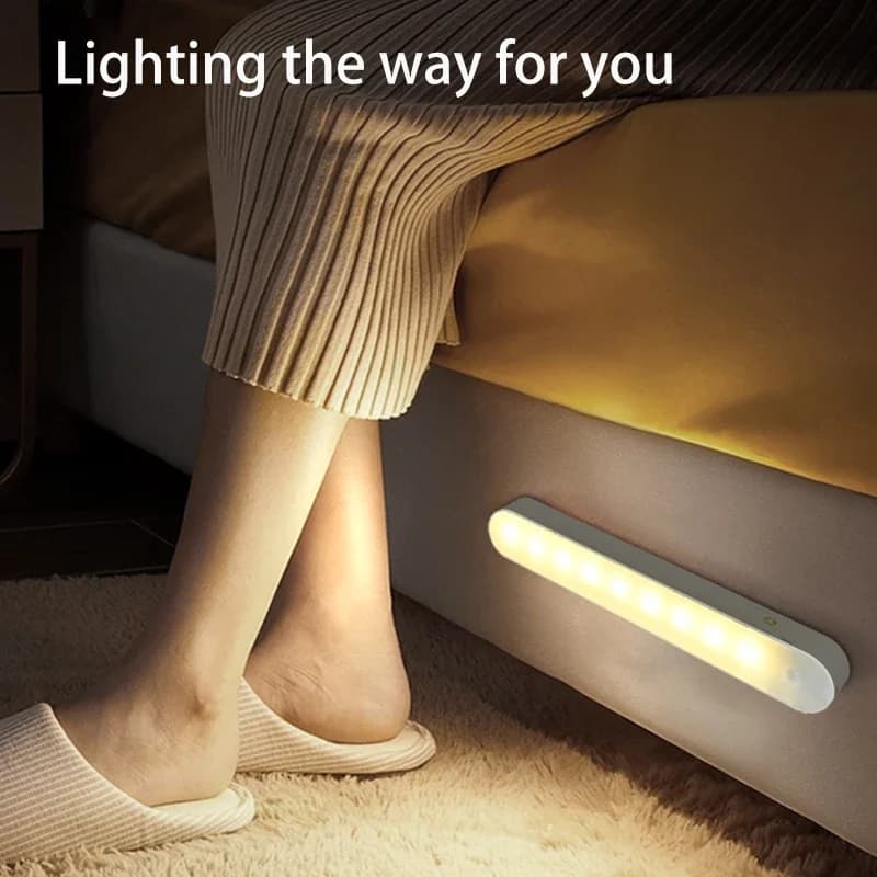 Lampada da scrivania con luce notturna a LED magnetica Lampada da tavolo con regolazione USB ricaricabile Lampada da lettura per ufficio studio per computer per camera da letto
