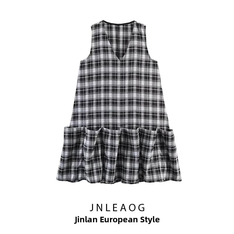 Spring New Arrival Women's Casual V-Neck Sleeveless Plaid Dress Fashion Design Loose Waist Polyester Fabric All Seasons