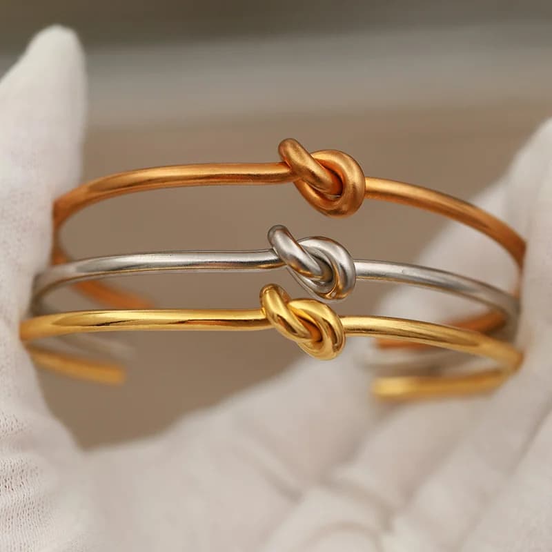 Braccialetti eleganti con nodo in metallo in acciaio inossidabile per gioielli di marca di moda da donna Braccialetti classici Accessori per feste