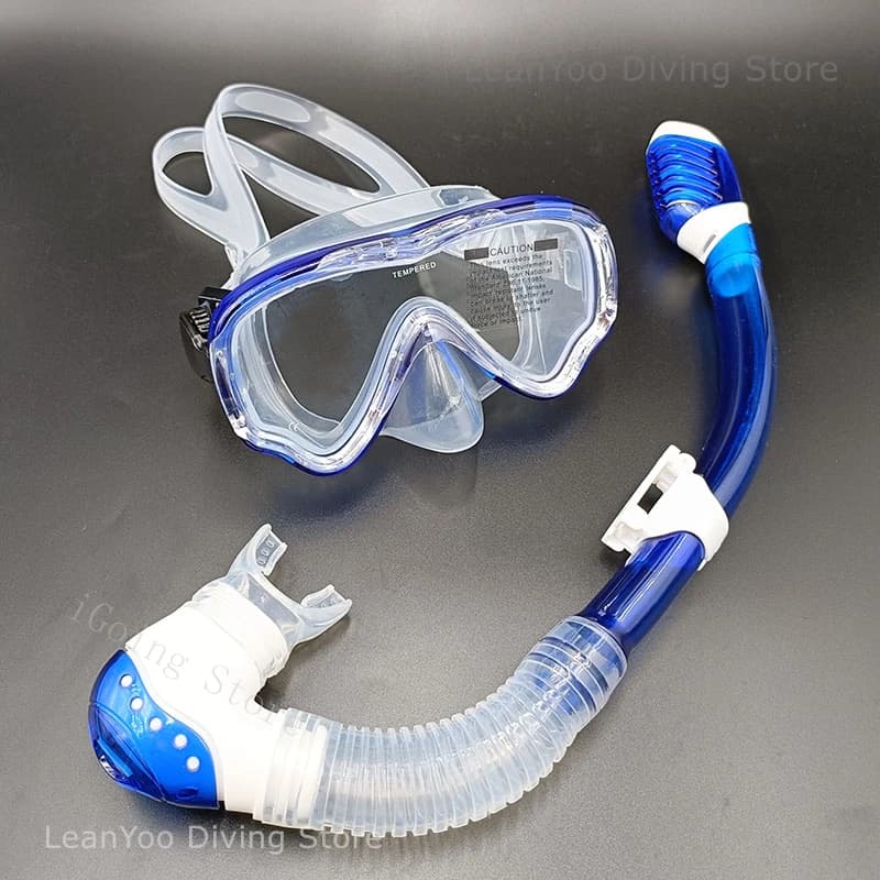 Children's underwater mask set with excellent performance children's diving glasses in Silicone Soft Snorkel with dry breathing tube