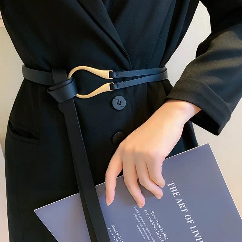 Belt ladies dress non-perforated retro simple chain burst new black leather belt