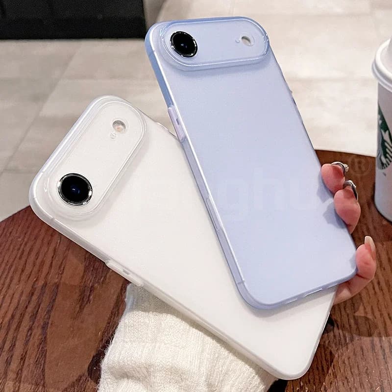 Custodia in silicone morbido opaco ultra sottile da 0,45 mm per iPhone 17 Pro Max 17 Air 17 Pro Custodia trasparente sottile traslucida color caramello