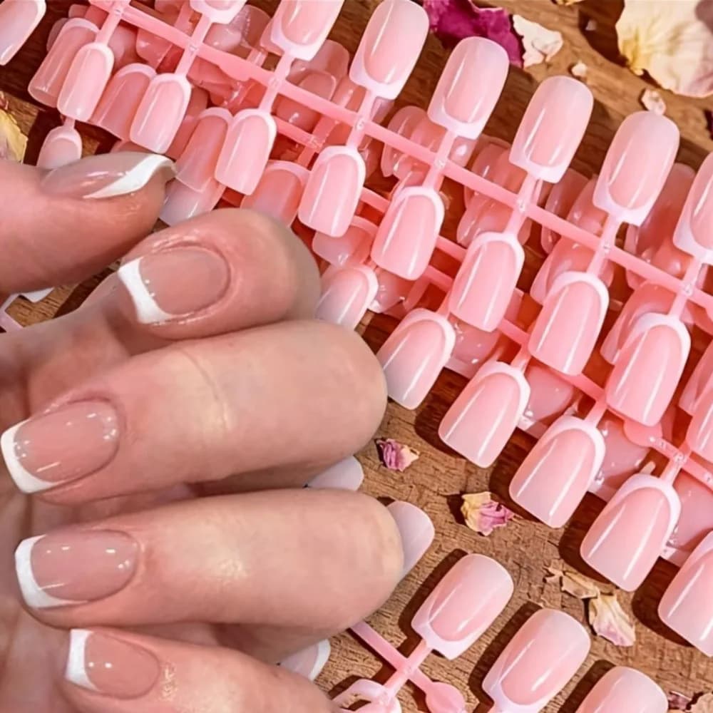 120PCS Short Square French Tip Press on Nails Natural Nude Pink Milky Base Glossy False Acrylic Nail Art Tip Extensions