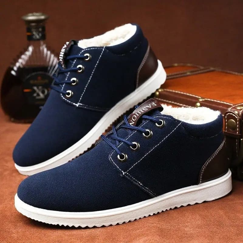 Scarpe in cotone da uomo foderate in pile invernale Calde suola piatta alta con lacci Scarpe da skate casual Stivali da neve antiscivolo Stile coreano