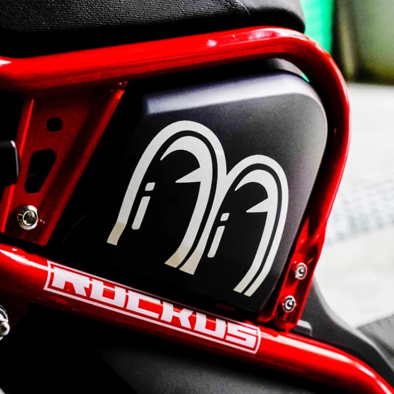 Big Eyes Pattern moto casco adesivi moto serbatoio carburante Scooter corpo decorazione impermeabile per KTM Yamaha Honda Vespa