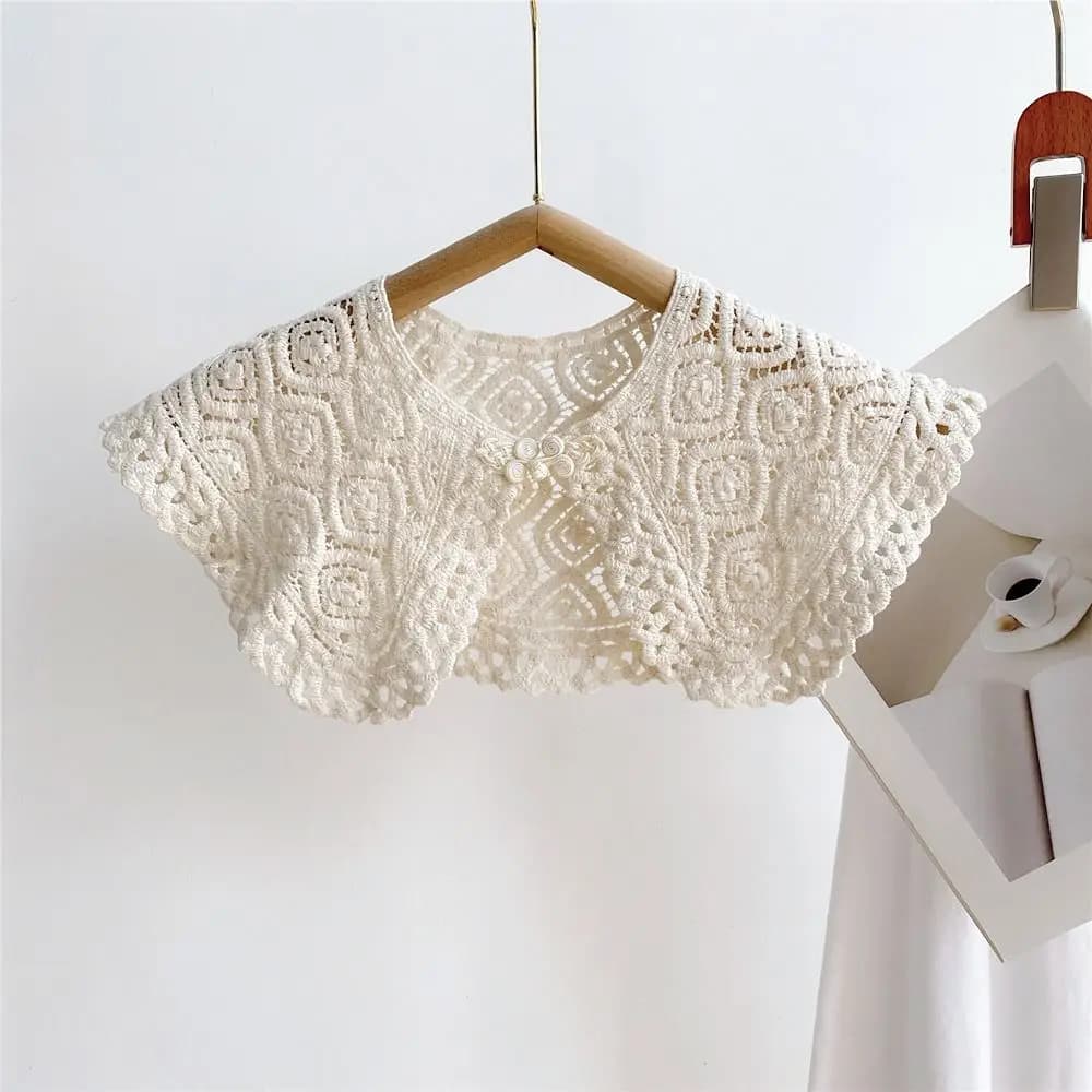 Colletto finto in pizzo traforato, sciarpa a mantello in stile coreano con fiori all'uncinetto, accessori per sciarpe