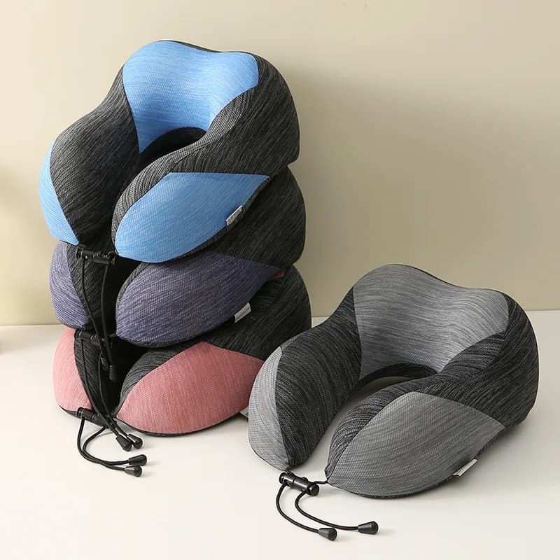Cuscino per il Collo a Forma di U in Memory Foam con Rivestimento in Seta Ghiacciata per Viaggi, Ufficio, Riposini, Guida in Auto, Supporto Cervicale
