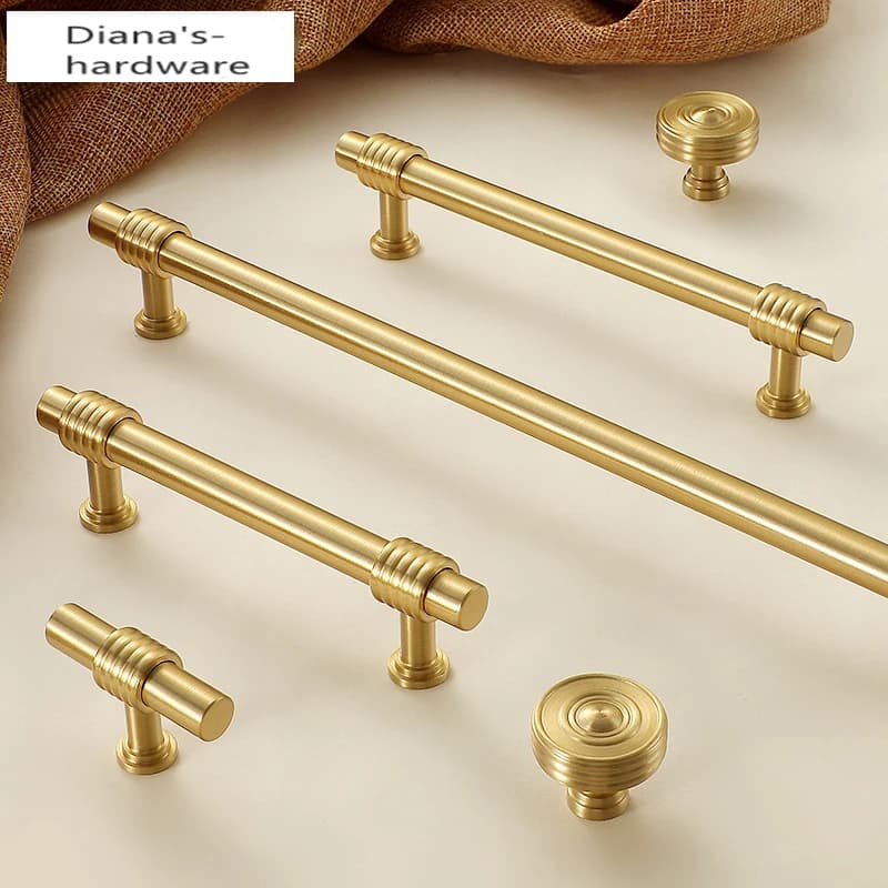 Maniglia per mobili maniglia per armadio in stile francese di lusso leggero maniglia per cassetto moderna e minimalista in ottone maniglia per porta dell'armadio in ottone nordico