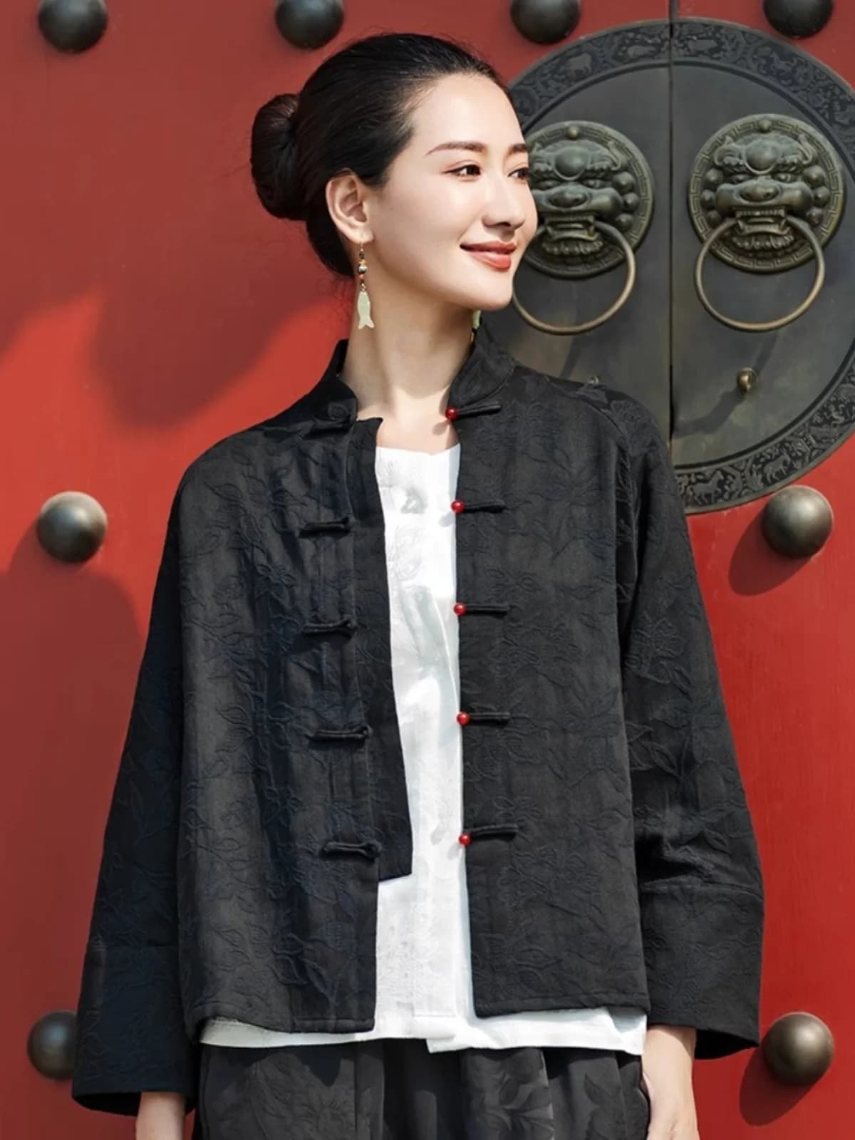 New Chinese Style Short Loose Outerwear Jacket Stand Collar Spring 2024 Fashion Commute Style Pure Color Button Detail