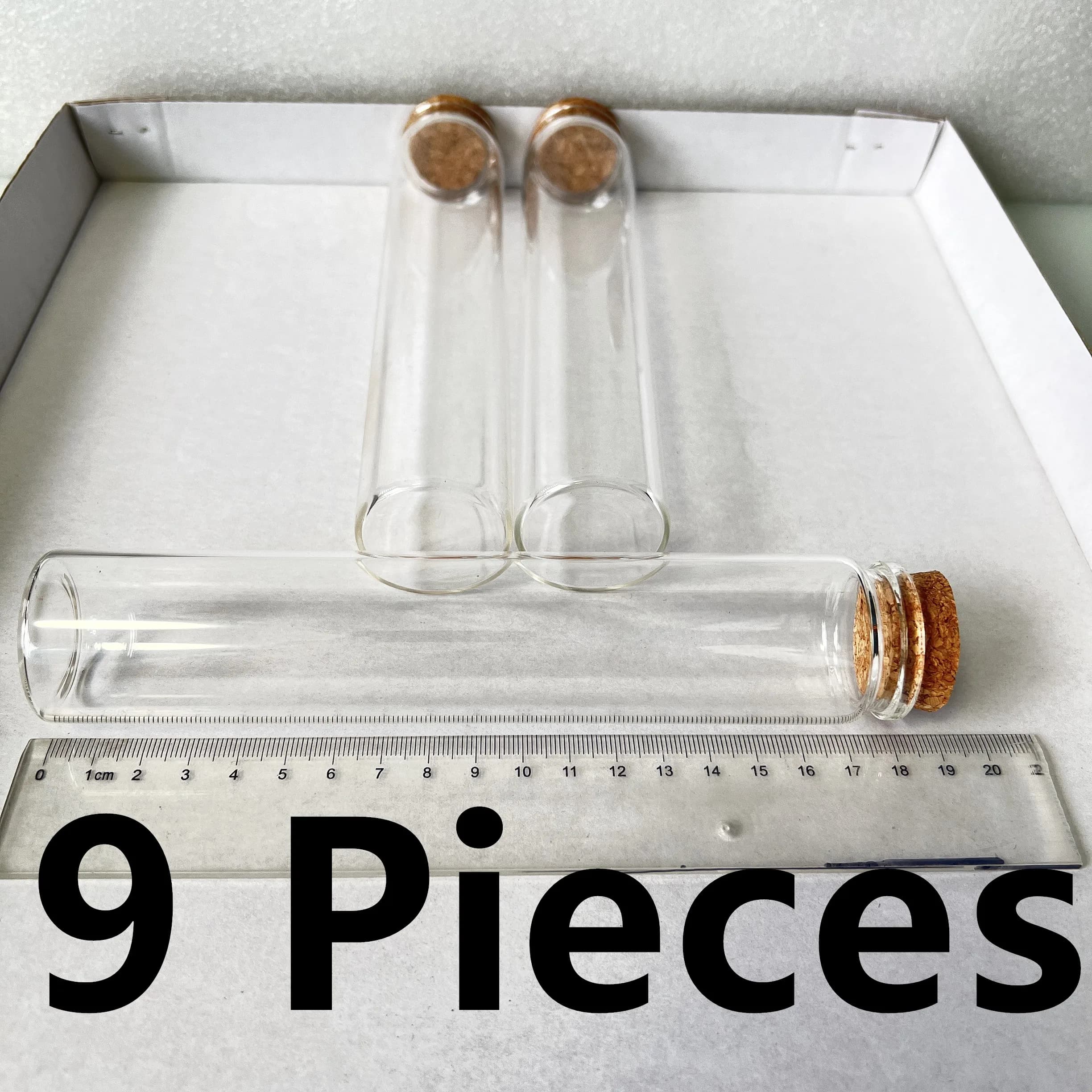 9 bottiglie di vetro da 150 ml con tappi in sughero: ideali per conservare le spezie, conservare caramelle e decorazioni fai-da-te. Dimensioni: 26×37×180 mm